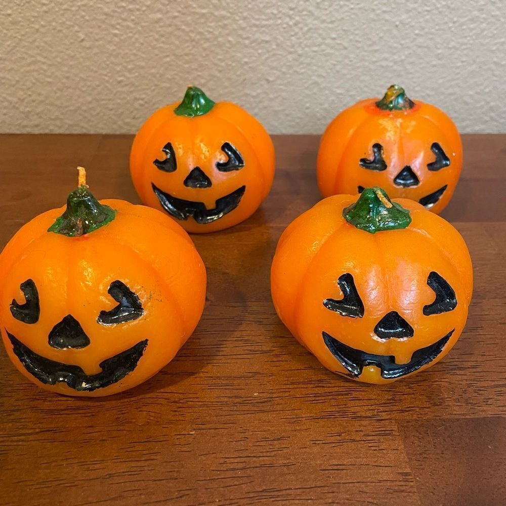 Vintage Hallmark Pumpkin Candles Set of 4!